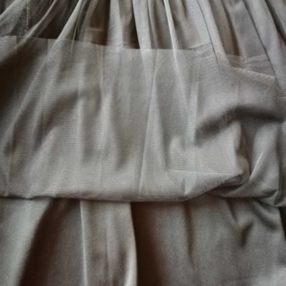Dress - Picture 6 of 6